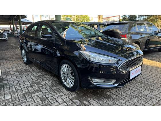 FORD FOCUS 2.0 SE PLUS 16V FLEX 4P POWERSHIFT